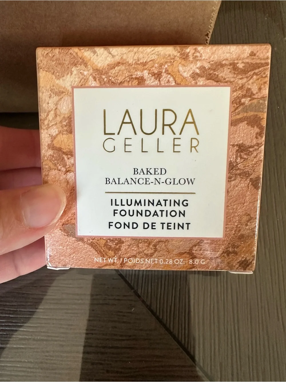 Laura Geller Baked Balance and Glow Medium  Foundation